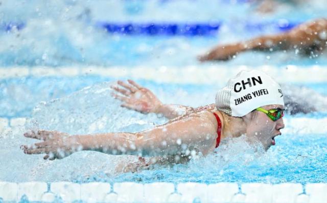 足球-张雨霏：期待下一次 还是觉得不输世界纪录保持者