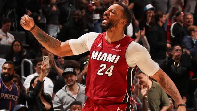 互动-库明加正式申请交易！美媒列三大最现实方案 可三方交易换回克莱