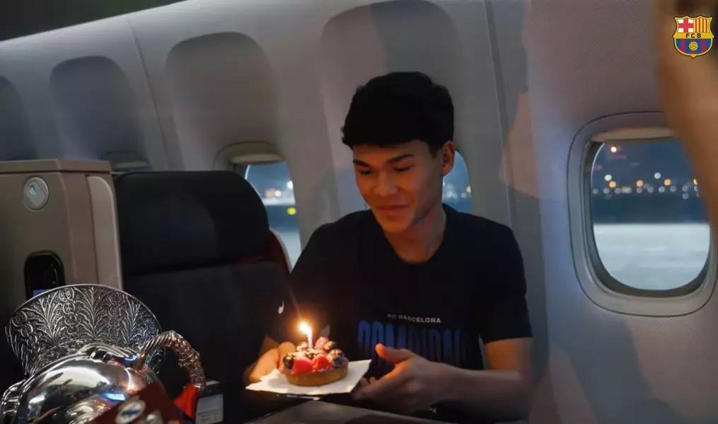 足球-每体：德罗认为自己无法在巴萨真正取得成功，所以提出离队