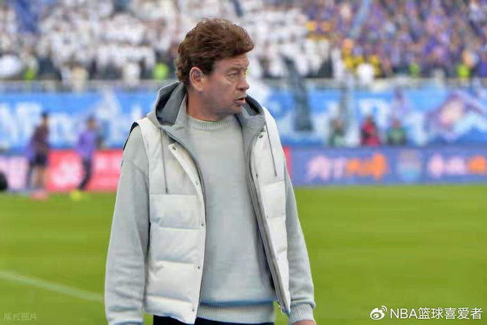 搜狐体育权威社区-海港后防大换血，超级杯雨战国安，谁将笑傲南京？|上海海港|北京国安|卫冕冠军|穆斯卡特|贺惯_新浪体育_新浪新闻