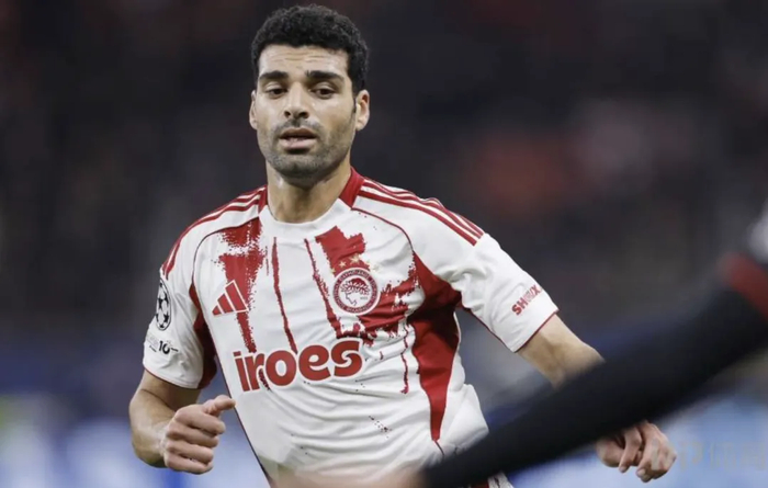 篮球-战火遮蔽真相，塔雷米的“抉择”让无数网友破防，也让无数网友唏嘘_新浪新闻