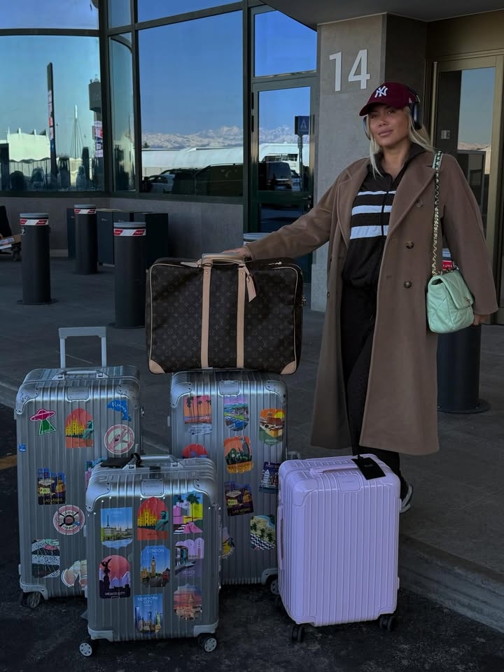 👀有无吧友偶遇了？旺达3天前游玩上海 本月与伊卡尔迪正式离婚